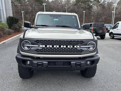 New 2025 Ford Bronco Badlands image 10