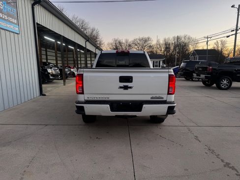 Used 2016 Chevrolet Silverado 1500 High Country w/ High Country Premium Package image 16