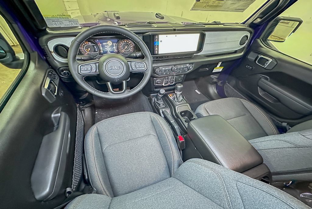New 2026 Jeep Gladiator Sport AWD/4WD image 9