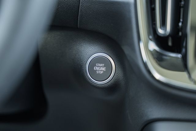 New 2026 Volvo XC40 B5 Plus w/ Climate Package AWD/4WD image 29