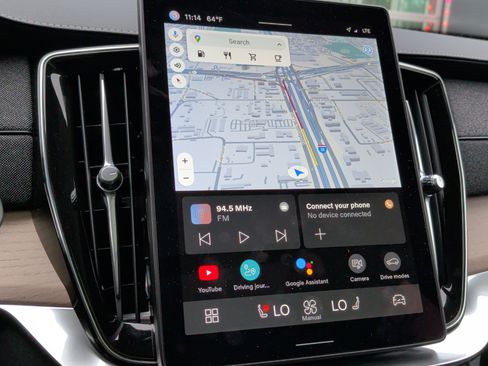 Used 2025 Volvo XC90 B6 Plus image 23