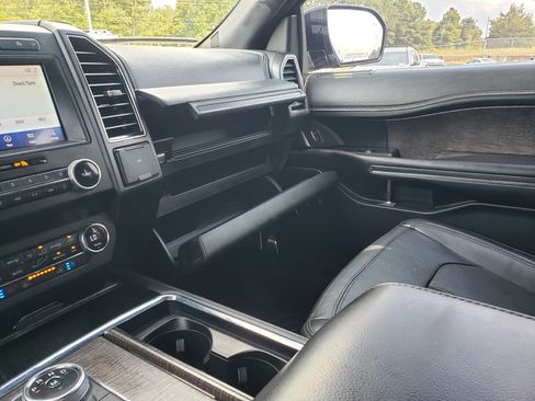 Used 2020 Ford Expedition Limited RWD image 20