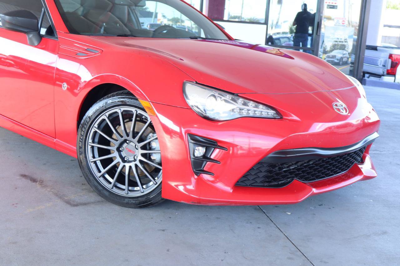 Used 2020 Toyota 86 RWD image 2