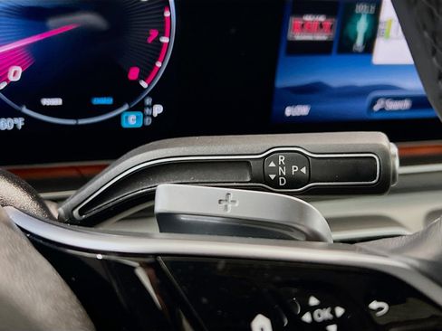 Used 2024 Mercedes-Benz GLE 350 4MATIC image 13