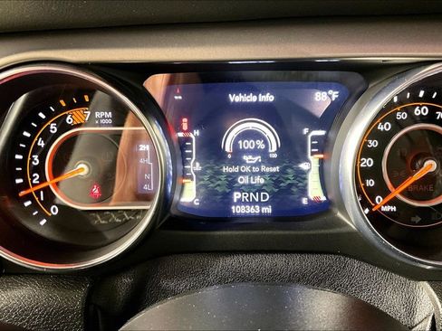 Used 2020 Jeep Wrangler Unlimited Sport AWD/4WD image 12