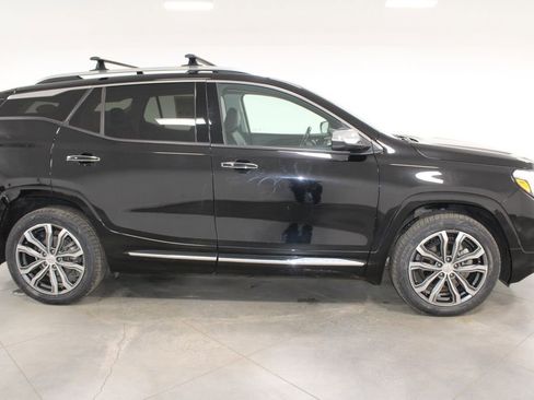 Used 2020 GMC Terrain Denali w/ Denali Premium Package image 11