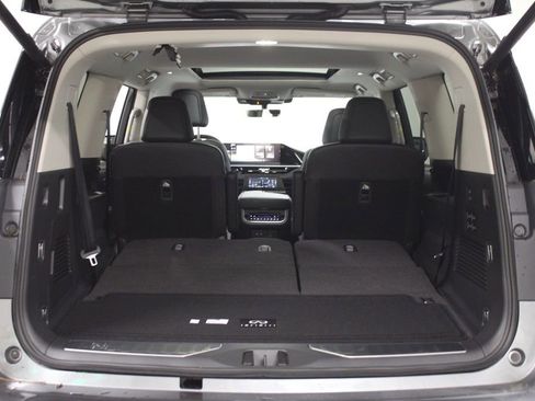 New 2026 INFINITI QX80 Luxe RWD image 40
