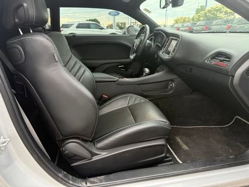 Used 2023 Dodge Challenger SRT Hellcat w/ Driver Convenience Group RWD image 12