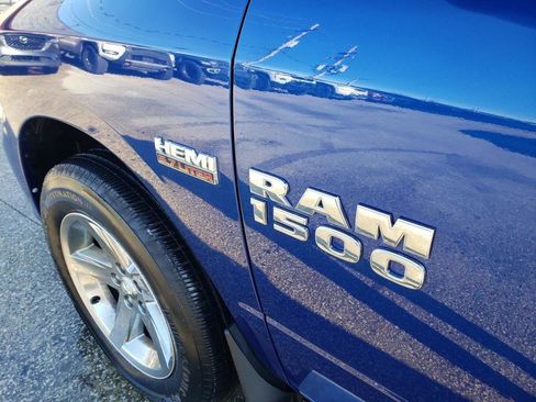 Used 2016 RAM 1500 Express image 12