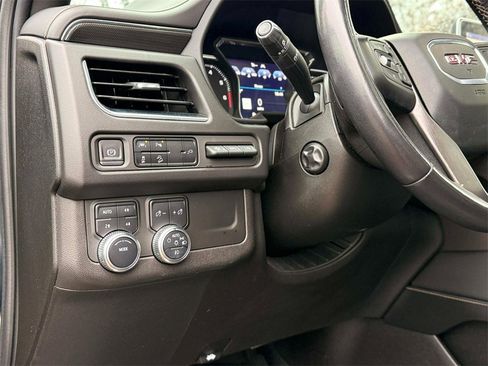 Used 2021 GMC Yukon AT4 w/ AT4 Premium Package image 10