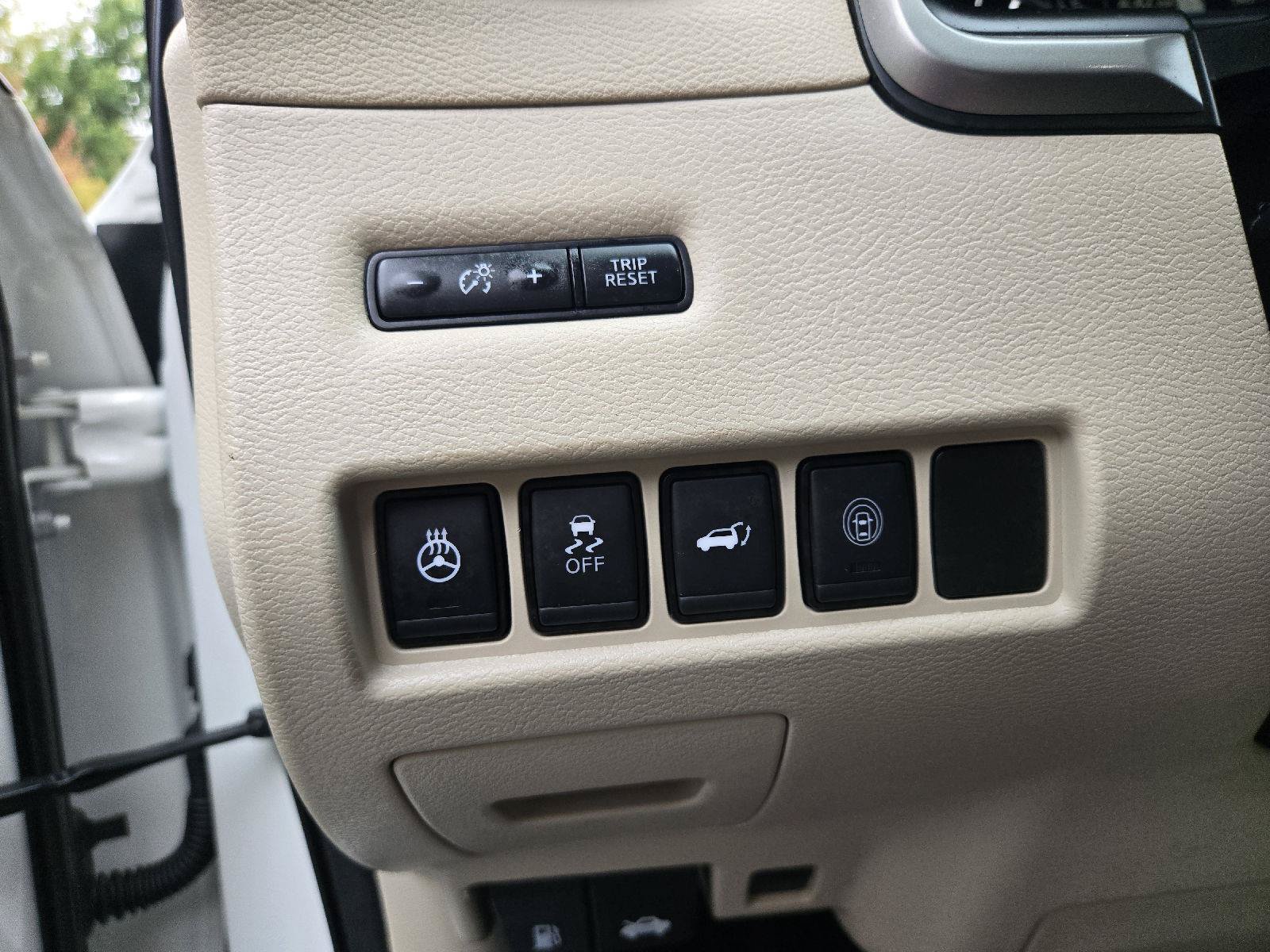 Used 2020 Nissan Murano SL FWD image 16