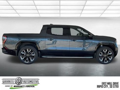 New 2025 GMC Sierra EV Denali AWD/4WD image 4
