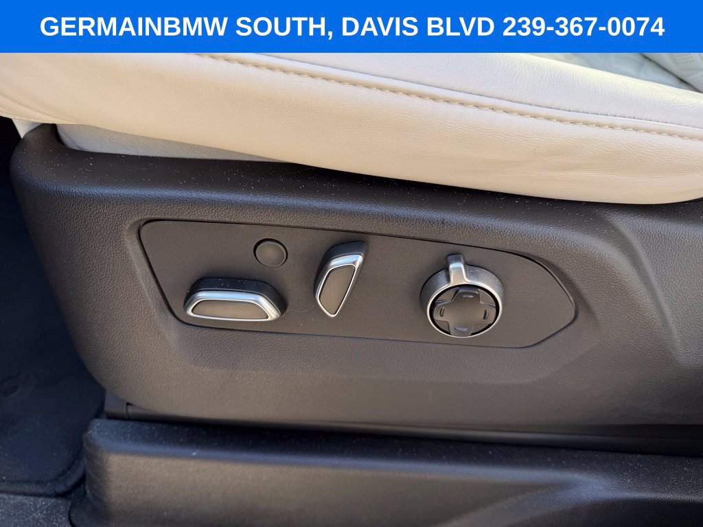 Used 2025 Cadillac Escalade Sport Platinum AWD/4WD image 13