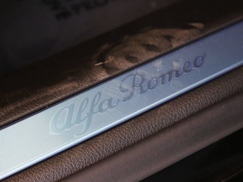 New 2025 Alfa Romeo Tonale AWD/4WD image 39