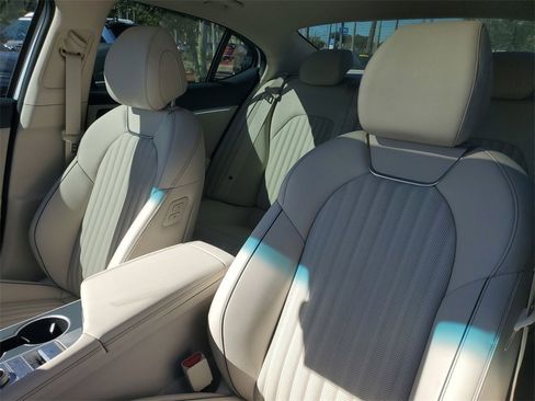 New 2026 Genesis G70 2.5T Prestige image 15