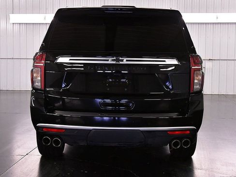 Used 2024 Chevrolet Suburban High Country AWD/4WD image 6