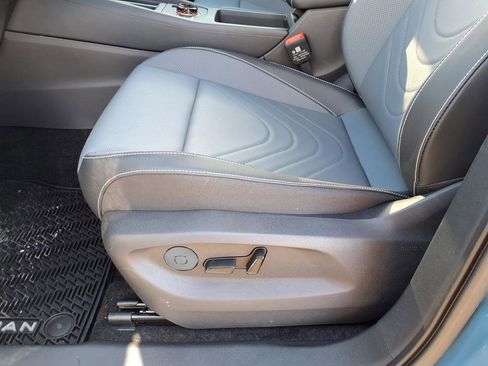 New 2026 Volkswagen Tiguan SE R-Line image 11