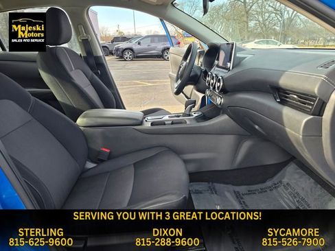 Used 2024 Nissan Sentra SV image 23