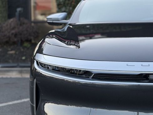 Used 2023 Lucid Air Grand Touring image 4