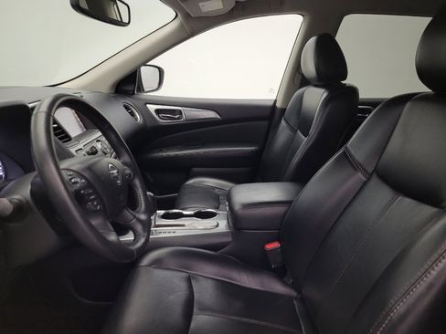 Used 2020 Nissan Pathfinder SL FWD image 17