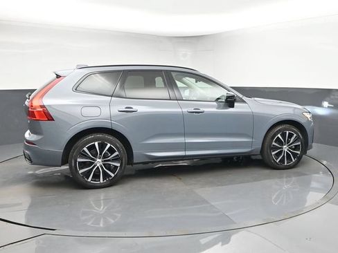 Used 2024 Volvo XC60 B5 Plus w/ Protection Package Premier AWD/4WD image 9