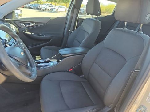 Used 2020 Chevrolet Malibu LT image 14