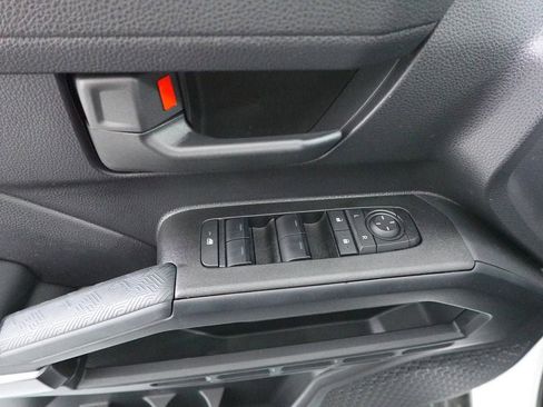 Used 2025 Toyota 4Runner SR5 image 8