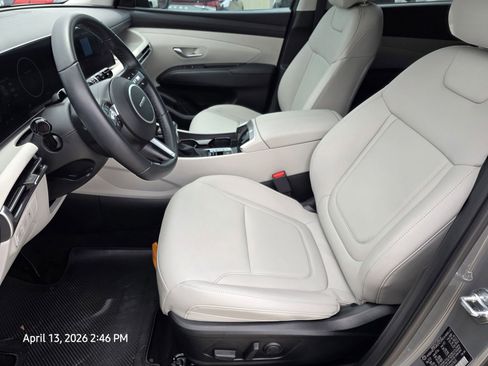 Certified 2025 Hyundai Tucson SEL FWD image 12