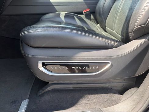 Used 2023 Jeep Grand Wagoneer Series II AWD/4WD image 11