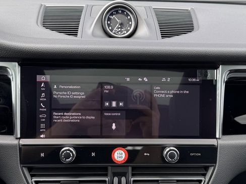 New 2026 Porsche Macan image 26