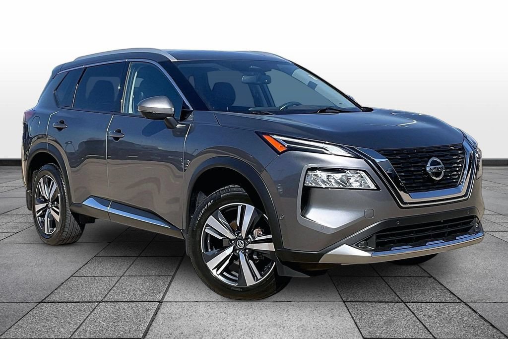Used 2021 Nissan Rogue Platinum AWD/4WD image 2
