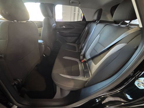 Used 2025 Chevrolet TrailBlazer LT FWD image 30