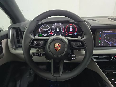 New 2026 Porsche Cayenne image 14