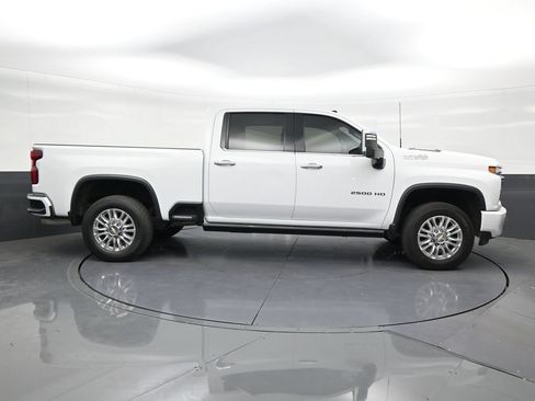 Used 2023 Chevrolet Silverado 2500 High Country w/ Z71 Off-Road Package AWD/4WD image 6