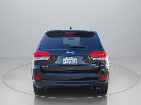 Used 2020 Jeep Grand Cherokee Laredo image 7