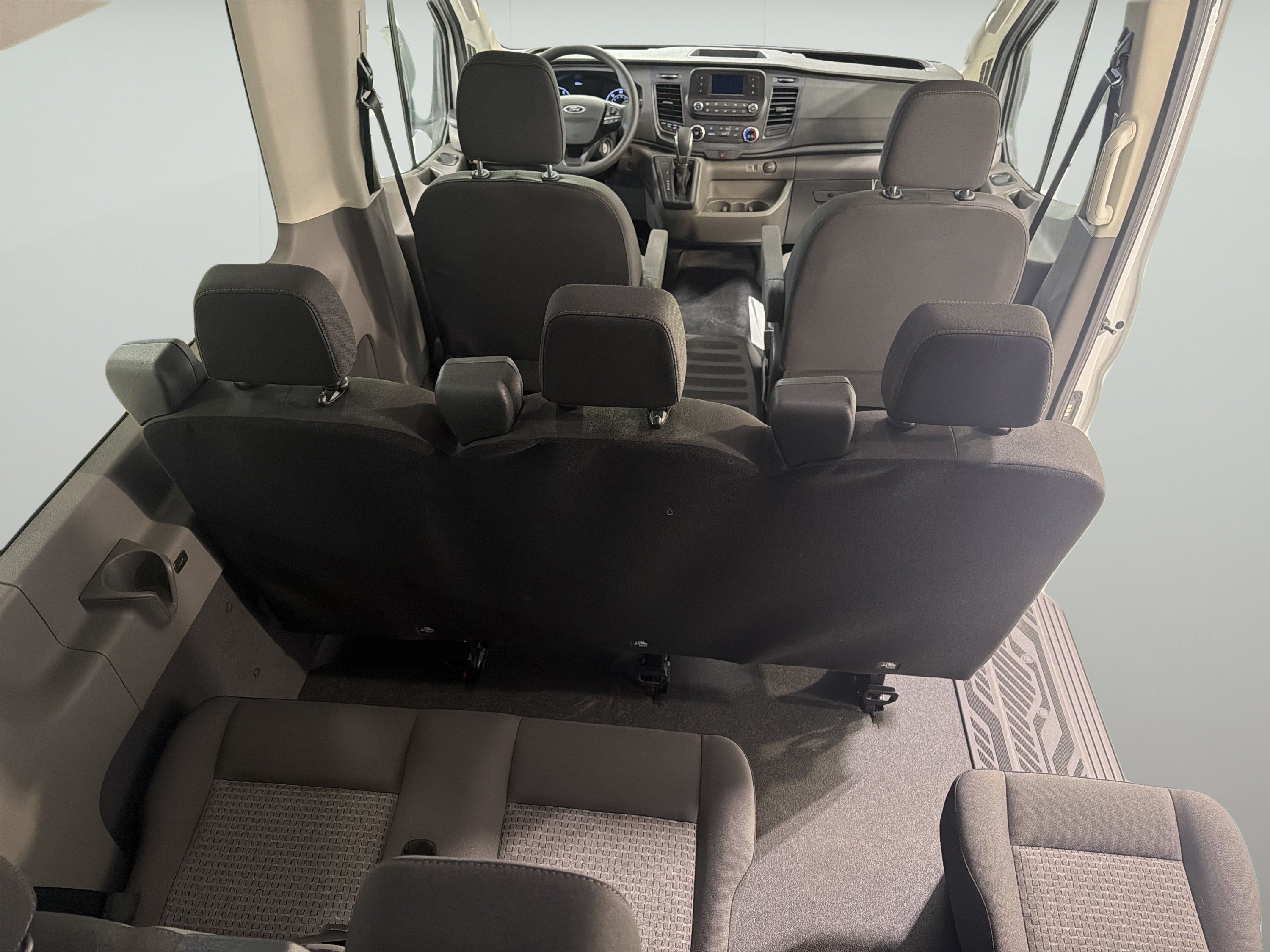 Used 2024 Ford Transit 350 XL RWD image 12