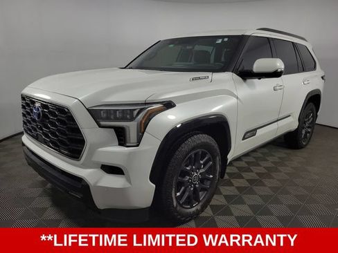 Used 2023 Toyota Sequoia Platinum AWD/4WD image 3
