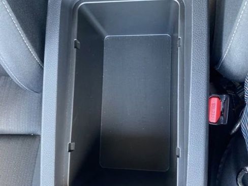 Used 2025 Nissan Altima 2.5 SV FWD image 29