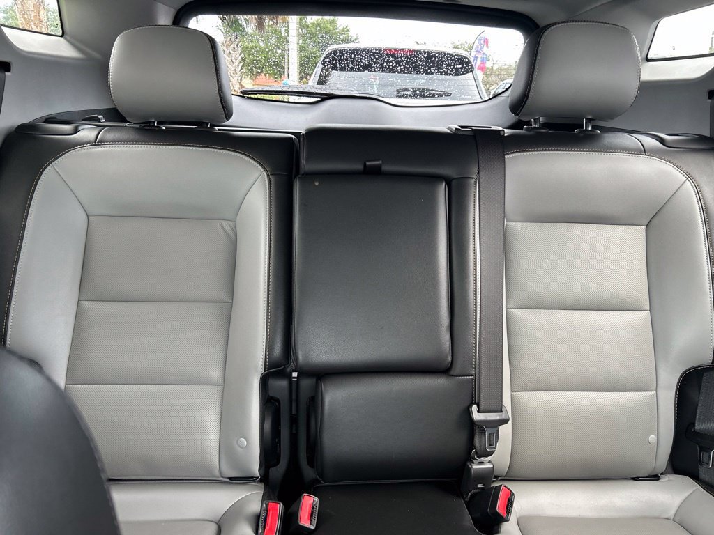 Used 2021 GMC Terrain SLT w/ Infotainment Package II FWD image 14