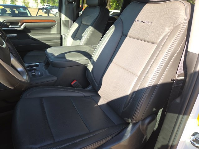 Used 2024 GMC Sierra 1500 Denali w/ Denali Reserve Package RWD image 5