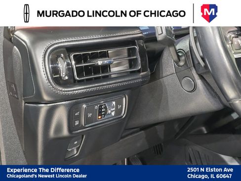 Used 2021 Lincoln Nautilus Reserve w/ Monochromatic Package image 17