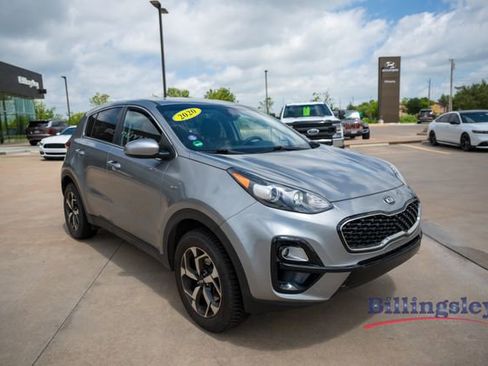 Used 2020 Kia Sportage LX AWD/4WD image 7