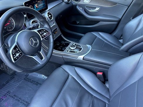 Used 2019 Mercedes-Benz C 300 Sedan image 9