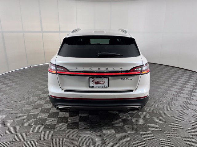 Used 2019 Lincoln Nautilus Premier AWD/4WD image 6
