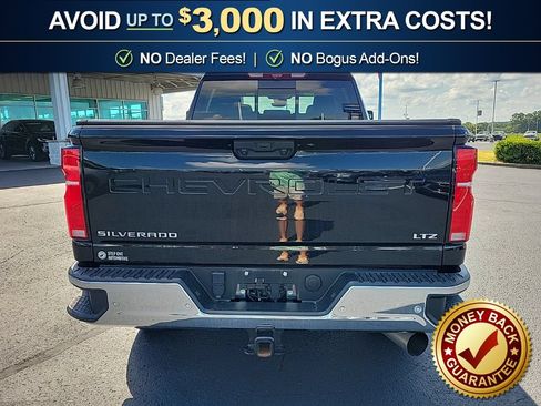 Used 2025 Chevrolet Silverado 2500 LTZ w/ LTZ Plus Package AWD/4WD image 8
