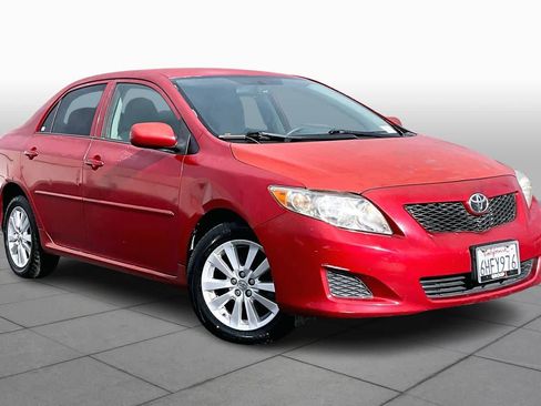 Used 2010 Toyota Corolla image 2