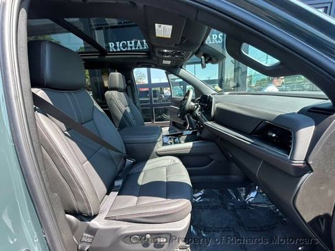 Used 2026 Chevrolet Tahoe RST w/ Comfort Package AWD/4WD image 24
