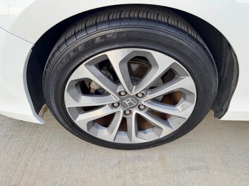 Used 2014 Honda Accord Sport image 12