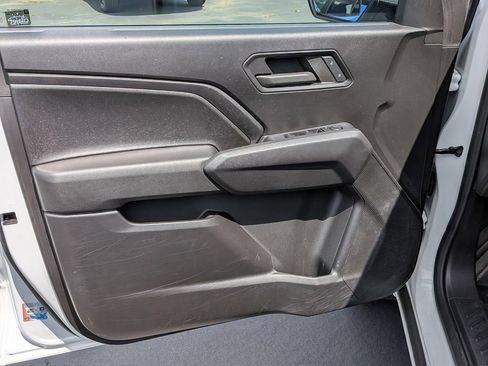 Used 2023 Chevrolet Colorado W/T RWD image 10