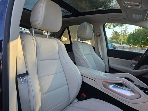 Used 2021 Mercedes-Benz GLE 350 4MATIC image 10